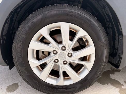 Used 2020 Hyundai Tucson SE FWD image 6