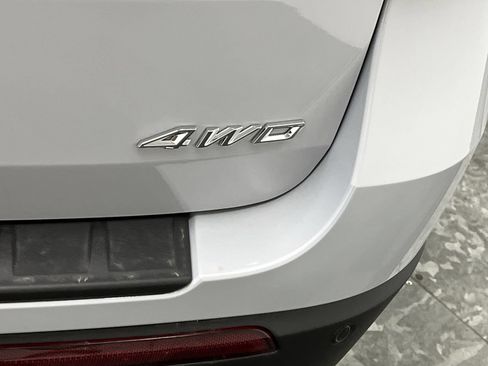 Used 2026 Ford Explorer ST-Line w/ ST-Line Street Pack AWD/4WD image 37