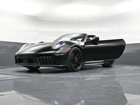 New 2026 Porsche 911 Targa 4 GTS image 42