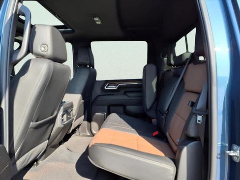 Used 2024 Chevrolet Silverado 2500 High Country w/ High Country Premium Package image 10