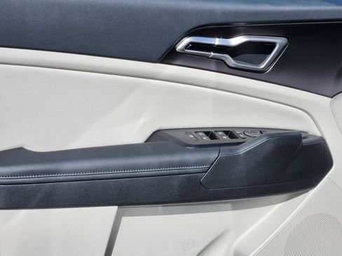 New 2026 Kia Sportage EX AWD/4WD image 8