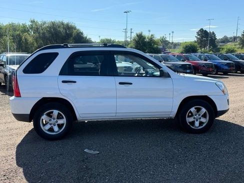 Used 2010 Kia Sportage LX AWD/4WD image 7