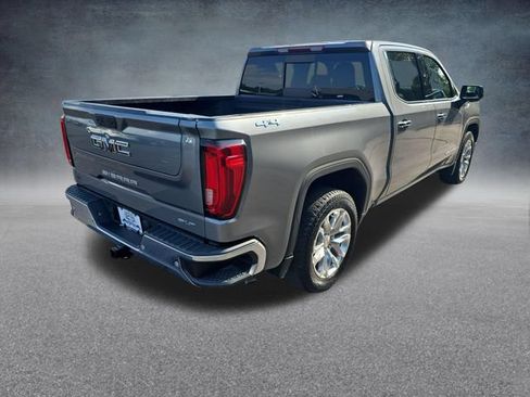 Used 2020 GMC Sierra 1500 SLT w/ SLT Premium Plus Package AWD/4WD image 8