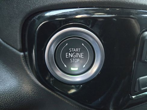 Used 2025 Chevrolet Silverado 1500 LT Trail Boss w/ Convenience Package II image 23