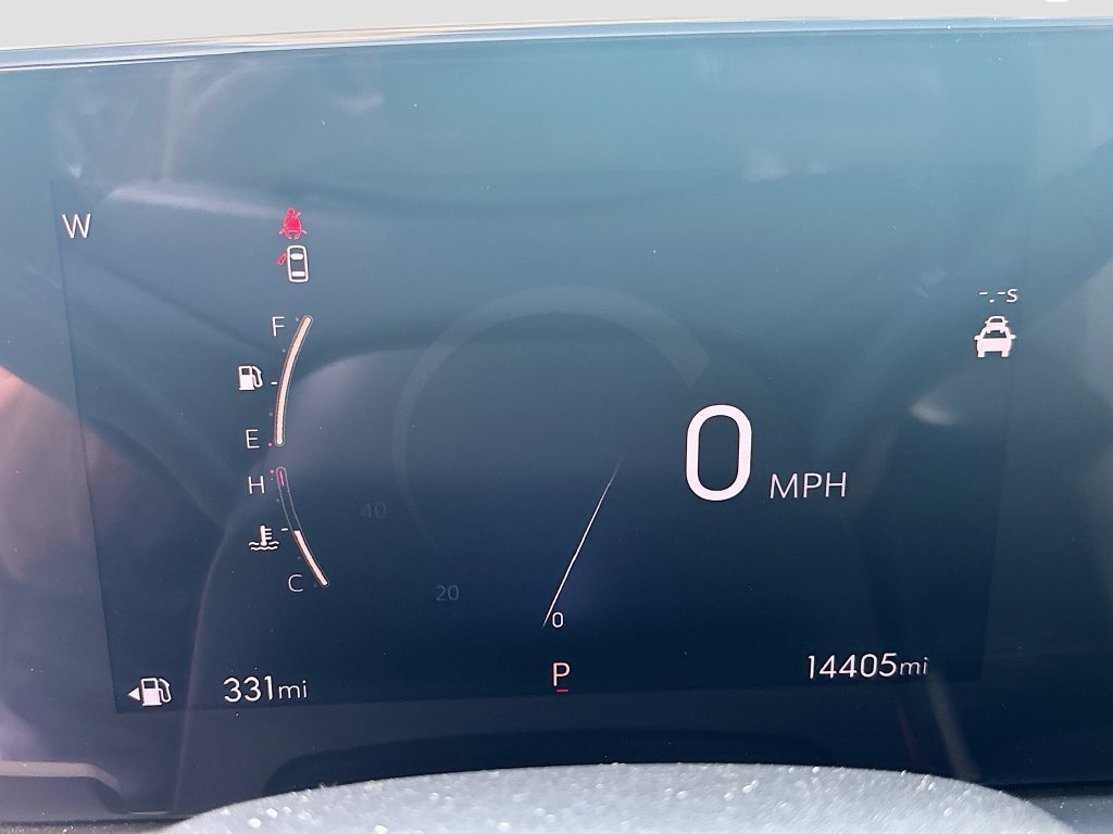 Used 2025 Buick Encore GX Avenir w/ Avenir Technology Package FWD image 33