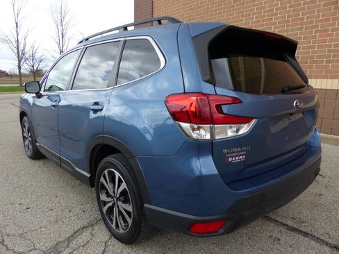 Used 2023 Subaru Forester Limited image 7