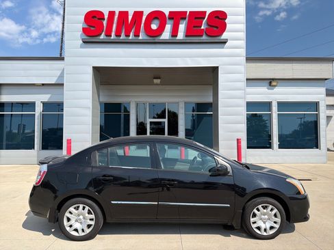 Used 2012 Nissan Sentra 2.0 S FWD image 1