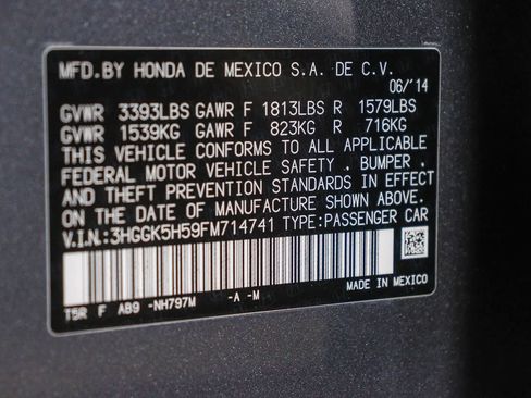 Used 2015 Honda Fit LX image 29