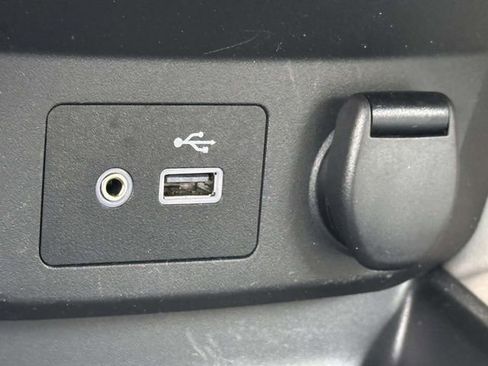 Used 2020 Nissan Rogue Sport SV w/ All-Weather Package AWD/4WD image 34
