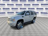 Used 2013 Cadillac Escalade Luxury image 5