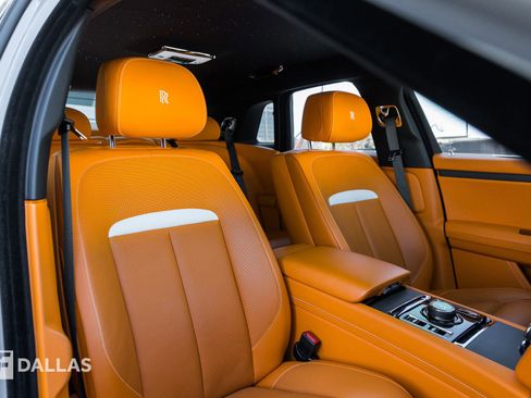 Used 2024 Rolls-Royce Ghost image 40