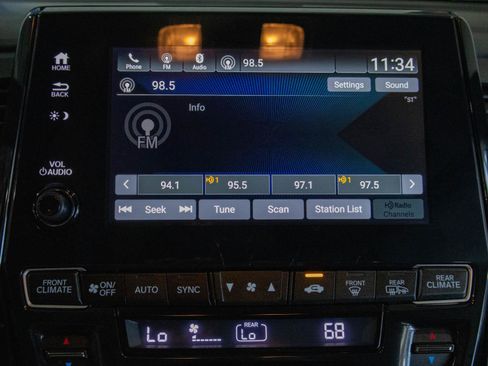 Used 2023 Honda Odyssey Sport image 8