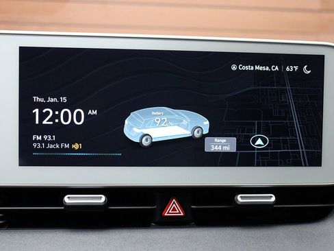 Used 2024 Hyundai Ioniq 5 Limited image 18