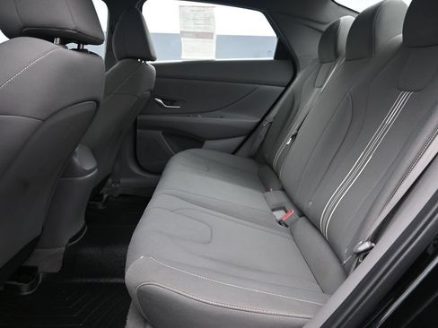Certified 2023 Hyundai Elantra SEL w/ Convenience Package FWD image 11