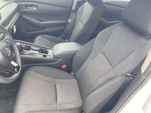 Certified 2025 Honda Accord SE image 14