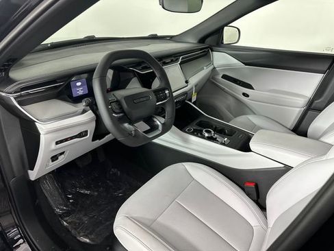 New 2026 Jeep Cherokee Limited image 19