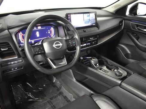 Certified 2026 Nissan Rogue Platinum w/ Platinum Premium Package AWD/4WD image 13