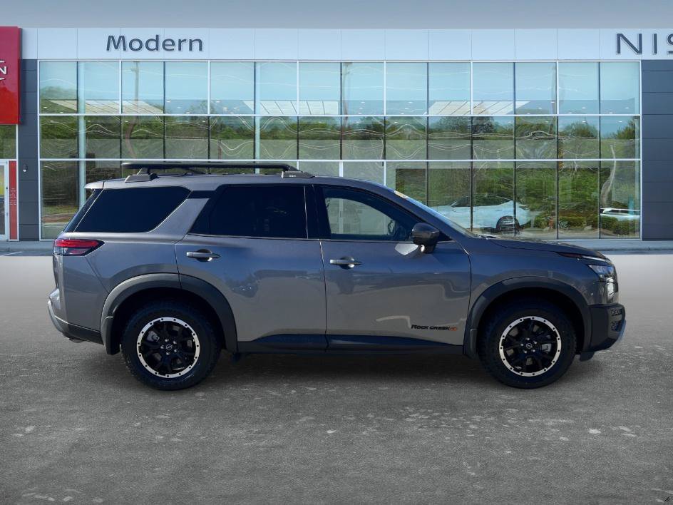 Used 2024 Nissan Pathfinder Rock Creek AWD/4WD image 4