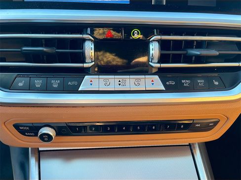 Used 2022 BMW M340i w/ Driving Assistance Package image 21