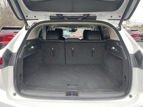 Used 2023 Buick Envision Essence image 31