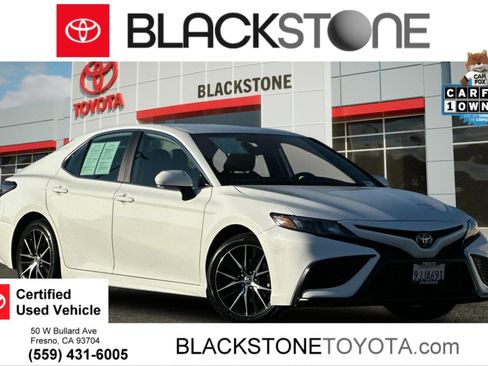 Certified 2024 Toyota Camry SE FWD image 1
