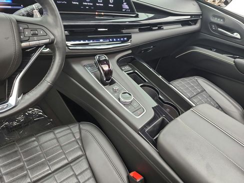 Used 2023 Cadillac Escalade V image 11