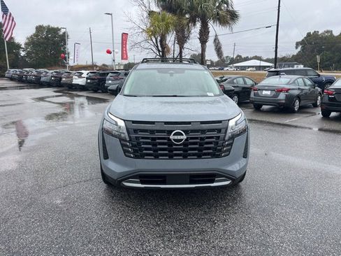 New 2026 Nissan Pathfinder Platinum w/ Cargo Package image 2