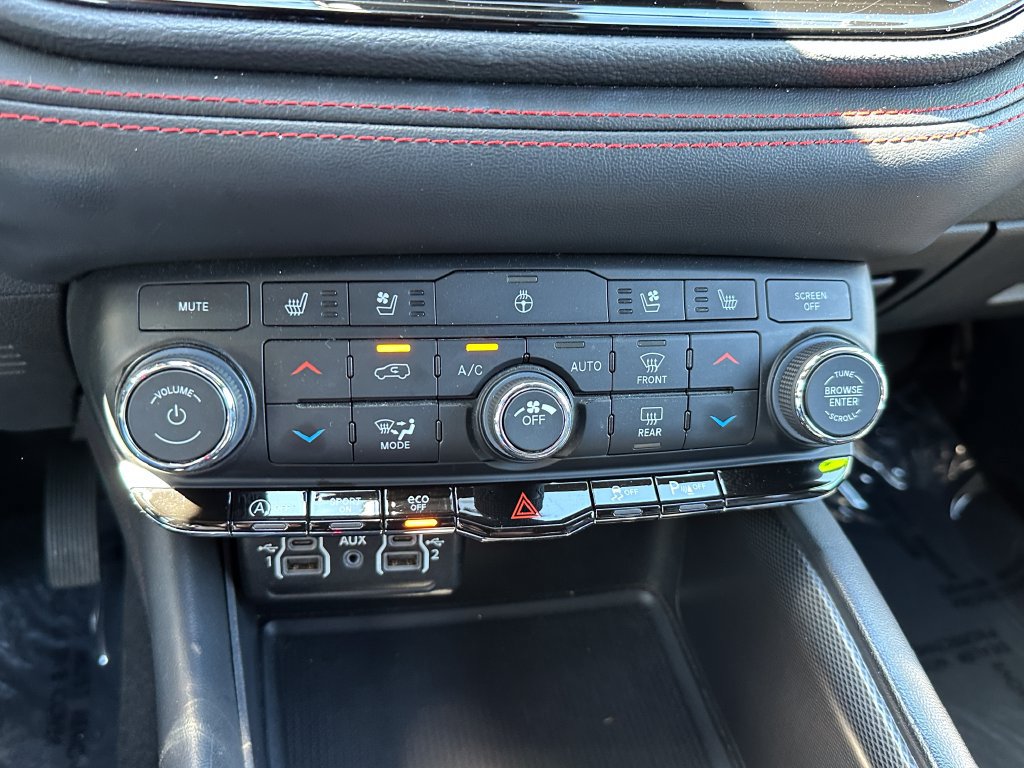 Certified 2024 Dodge Durango GT AWD/4WD image 32