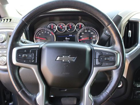 Used 2021 Chevrolet Silverado 1500 RST AWD/4WD image 12