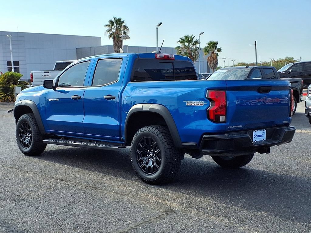 Used 2023 Chevrolet Colorado Trail Boss w/ Advanced Trailering Package AWD/4WD image 5