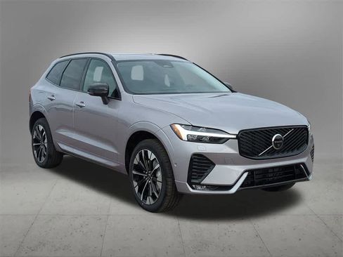 New 2026 Volvo XC60 B5 Plus w/ Protection Package Premier image 8