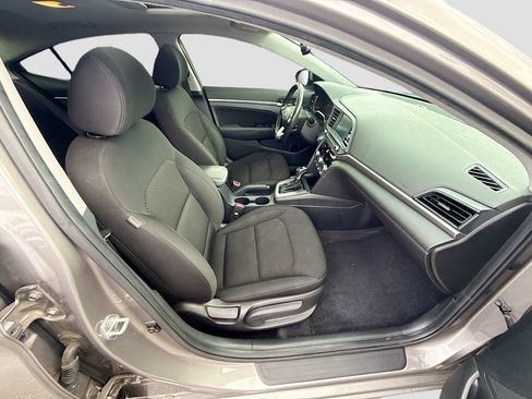 Used 2020 Hyundai Elantra Value Edition w/ Cargo Package (C1) FWD image 37