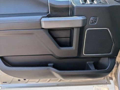 Used 2018 Ford F150 Platinum w/ Equipment Group 701A Luxury AWD/4WD image 10