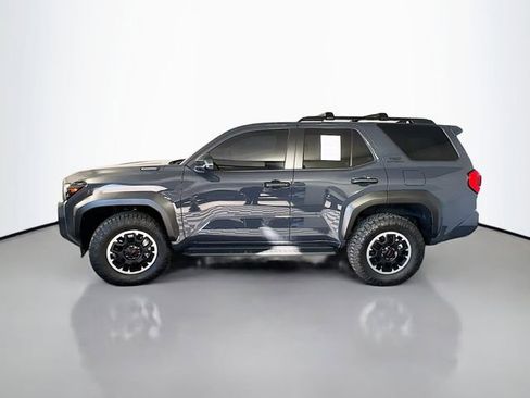 Used 2025 Toyota 4Runner TRD Off-Road Premium image 4