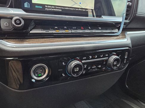 Used 2023 Chevrolet Silverado 1500 LT image 19