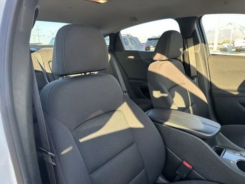 Used 2024 Chevrolet Malibu LT image 23