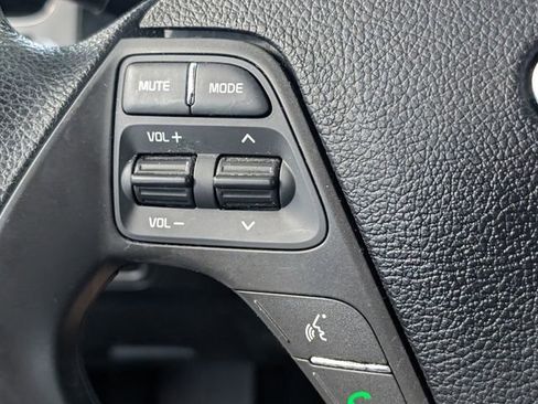 Used 2018 Kia Forte LX w/ LX Popular Package image 23