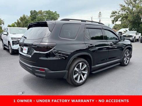 Used 2023 Honda Pilot Elite image 6