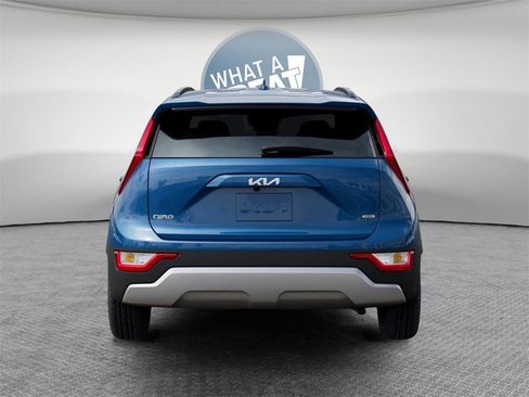 New 2025 Kia Niro EX image 13