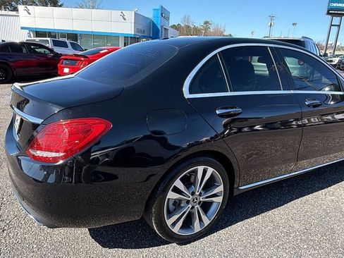 Used 2018 Mercedes-Benz C 300 Sedan image 5