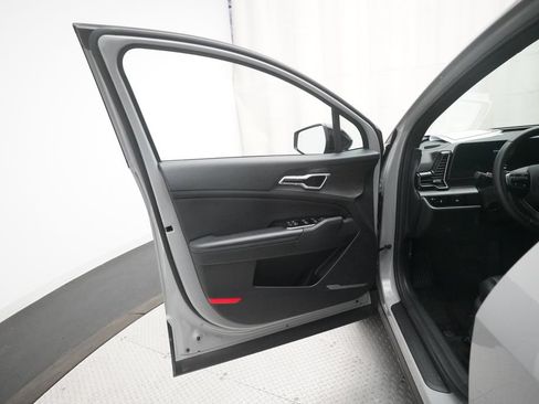 Used 2023 Kia Sportage X-Line AWD/4WD image 27
