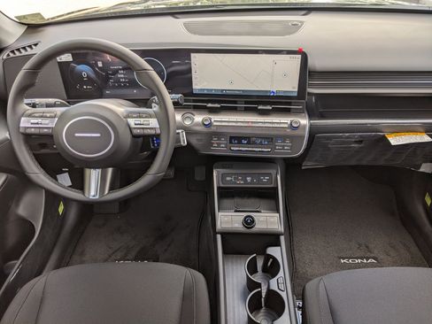 New 2025 Hyundai Kona SEL image 12
