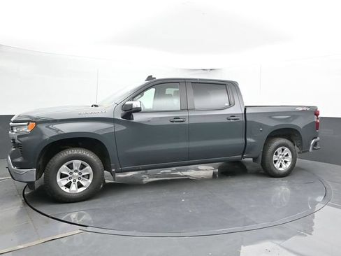 Used 2025 Chevrolet Silverado 1500 LT AWD/4WD image 8