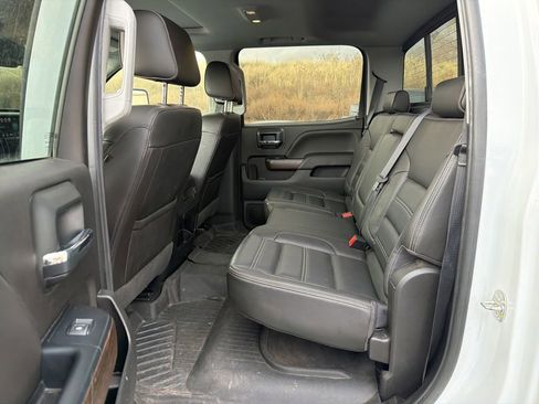Used 2018 GMC Sierra 2500 Denali image 11