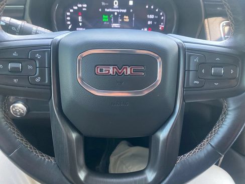 Used 2023 GMC Yukon AT4 w/ Technology Package AWD/4WD image 19