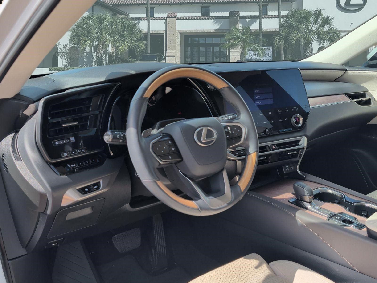 Certified 2024 Lexus RX 350 FWD w/ Convenience Package image 12