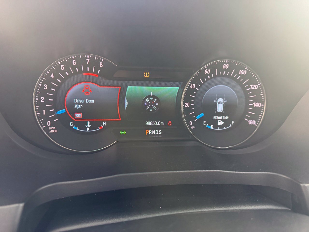 Used 2017 Ford Explorer Platinum AWD/4WD image 3