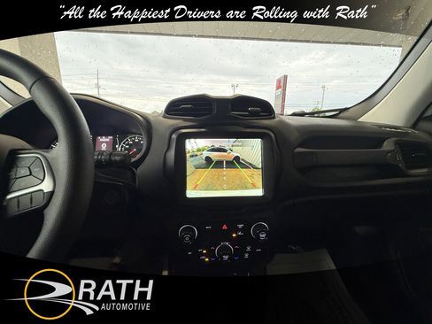 Used 2023 Jeep Renegade Latitude AWD/4WD image 16