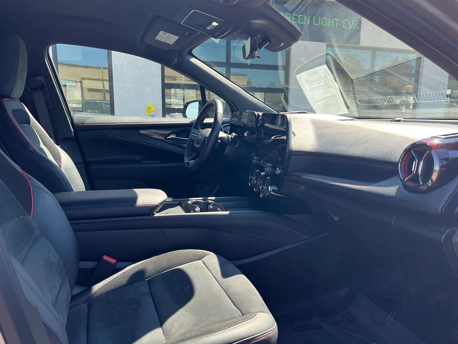Used 2024 Chevrolet Blazer EV RS AWD/4WD image 27