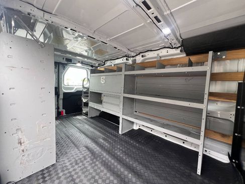 Used 2019 Ford Transit 250 130 Low Roof w/ Exterior Upgrade Package RWD image 18